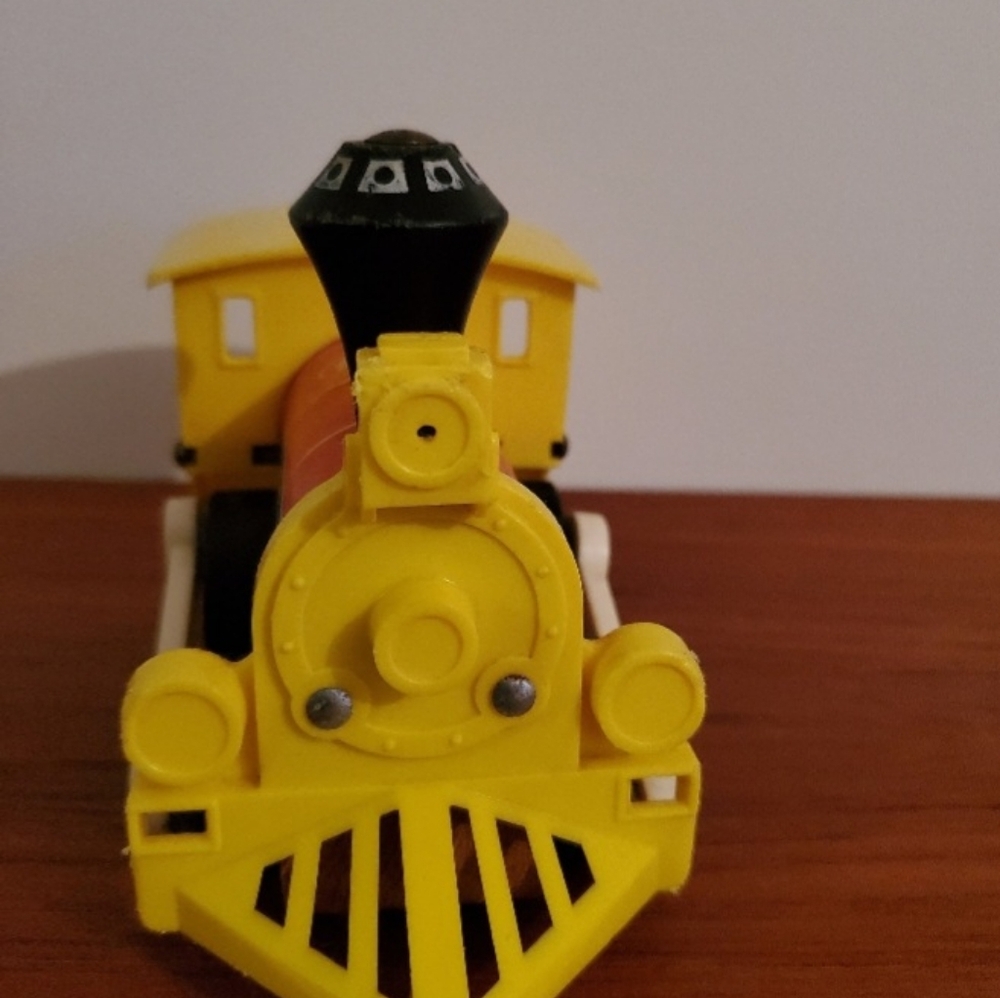 Vintage 1965 Fisher Price/toot-toot train/Wooden pull Toy/mid century toy/#643 - Picture 6 of 8